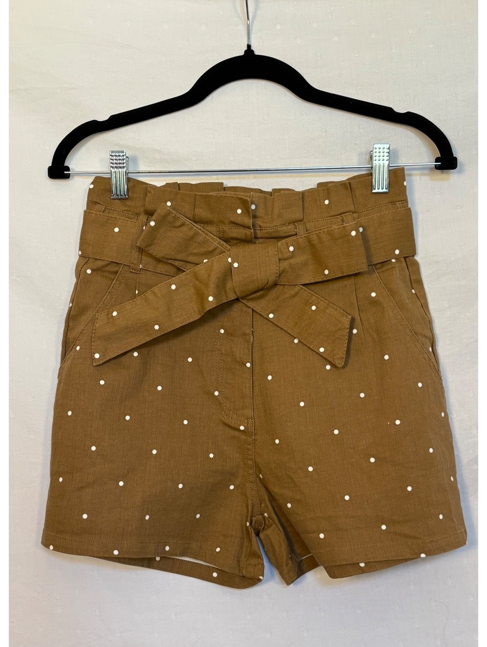 MINE Brown Polka Dot Paperbag Waist High Rise Shorts with Belt. New w/some tags